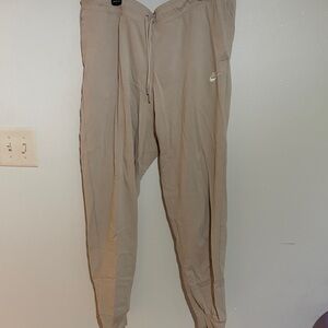 Nike Men's Beige Jogger Pants
